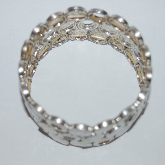 Vintage 2 1/4” Dia Bracelet Stretchy Silver Toned Round And Circle Metal Design - Picture 2 of 3